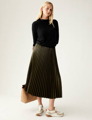 marksandspencer6 T38 7721  svetr ke krku z ciste merino vlny cena 1 099Kc.jpg